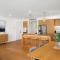 Lakeside Luxury 2 Bedroom Apartment