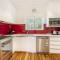 Cottesloe Beach Deluxe Apartment - Executive Escapes