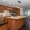 CozySuites TWO Stylish 2BR Condo on Elm St
