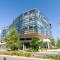 Two bedroom Apartment Next to Canberra Centre
