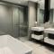 Wsp Lux 3b2b flat in CBD with balcony - ملبورن