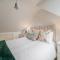 Pass the Keys Luxury 2 Bedroom Townhouse in Central St Albans
