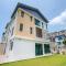 Solok Sungai Emas By Plush