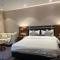 Executive Deluxe Apartment with Panoramic View in Heart of Gurgaon - Gurgáon