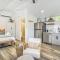 Kiowa Studio - Downtown Pet-Friendly BBQ Fire Pit