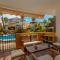 Holiday home first line beach with direct access to the pool and private garden - مربلة