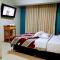 HOSTAL TOSCANO SUITES - El Tambor