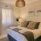 Couples Cove: Luxe Getaway w/ jetted bath & views - 开普敦