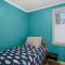 Stay On The Cape Vacation Rentals: Contemporary Saltbox In New Seabury