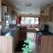 Tinas caravan hire