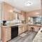 West Newport Duplex on the Sand with Patio-Sleeps 12 - Newport Beach