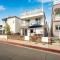 7 Bedroom Duplex Home with Rooftop & Peek-A-Boo Ocean View - شاطئ نيوبورت