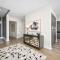 True Luxury Living in Fashion Island with Elevator and Ocean Views - شاطئ نيوبورت