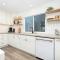 Perfect Renovated and Modern Duplex on Balboa Island - شاطئ نيوبورت