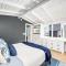 Balboa Island Luxury Penthouse Suite With Bay Views - Newport Beach