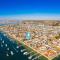 Balboa Island Luxury Penthouse Suite With Bay Views - Newport Beach