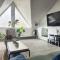 Large 3200sf A-Frame House close to Snowbird Alta Ski &Stunning Mountain View! - Sandy