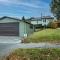 16 Torquay Tce