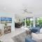 5 Bedroom duplex with Patio & Balcony walk to Pier - Newport Beach
