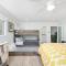 5 Bedroom duplex with Patio & Balcony walk to Pier - Newport Beach