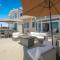 6 Bedroom Remodeled Home on the Oceanfront - شاطئ نيوبورت