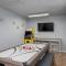 Edgewater Paradise HotTub Private Dock & Game Room - Мозес-Лейк