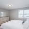 Edgewater Paradise HotTub Private Dock & Game Room - Мозес-Лейк