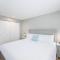 Edgewater Paradise HotTub Private Dock & Game Room - Мозес-Лейк