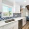 Brand New Modern Home by the Beach with Patio & BBQ - شاطئ نيوبورت