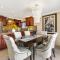 7 Bedroom Oceanfront Triplex Building - شاطئ نيوبورت