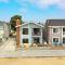 7 Bedroom Oceanfront Triplex Building - شاطئ نيوبورت