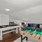 Waterview house walking distance from Cove Beach-5 mins to downtown-only 40 min to NYC - ستامفورد