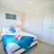 Modern Oasis with Spa, close to shopping centres! - 汉密尔顿