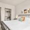 Stunning Westgate CozySuites by stadium with pool 12