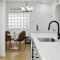 TWO Glendale CozySuites with Pool & Jacuzzi 02&09 - غليندال
