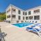 Villa Slano Apartments