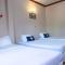 RoomQuest Golden Triangle Premium Collection