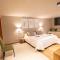 FAIRWAY LODGE