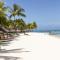 Paradis Beachcomber Golf Resort & Spa