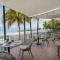 Paradis Beachcomber Golf Resort & Spa