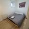 Modern 2 bed /2 bath apartment - Aberdeen