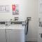 McCormick Place Beautiful Studio Suite with Optional Parking and Gym Access Sleeps 4 Near Soldier Field and Downtown Chicago
