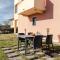 Arezzo Equestrian Centre-Apt W Private Parking