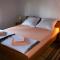 Rustic home Mia