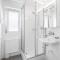Sallaz Residence by Homenhancement