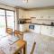 Sea Breeze Holiday Home
