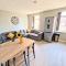 Central Reading Modern 3BR flat - Walk to station and high street - 雷丁