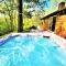 Creekside Hot Tub-Walk to Beach-Uniquely Northern - Traverse City