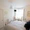 Maison Dieu Guest House