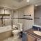 Regency Towers #808 West